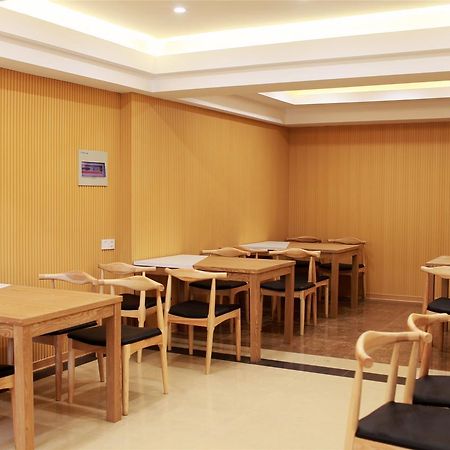 Greentree Inn Xinjiang Fukang Fukang Business Hotel Changji Eksteriør bilde